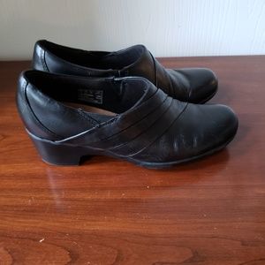 Womens shoes